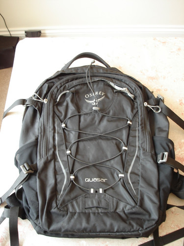 Black osprey quasar - black,
